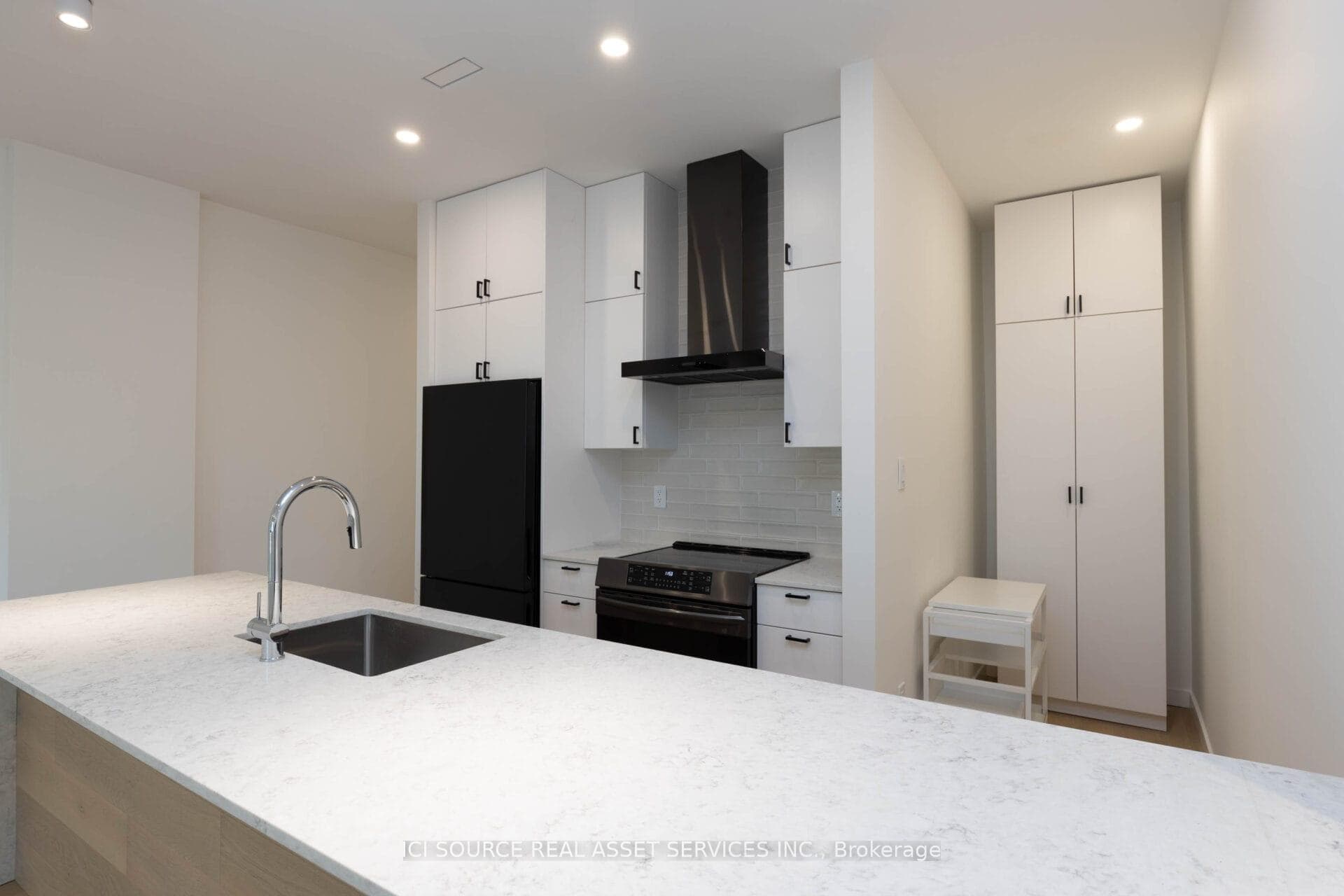 60 Jones Avenue Unit Unit D photo 6