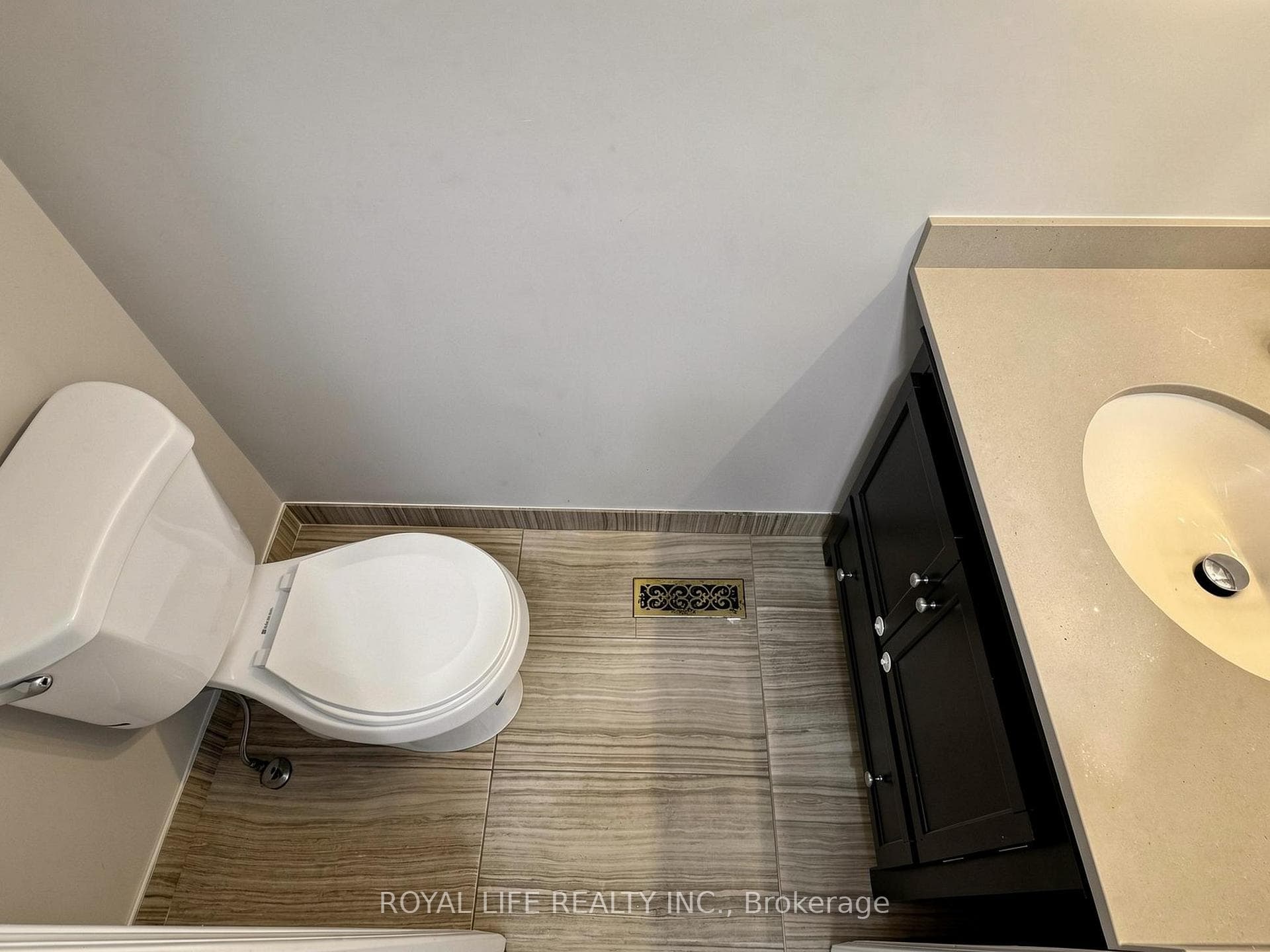 985 Linden Street photo 50