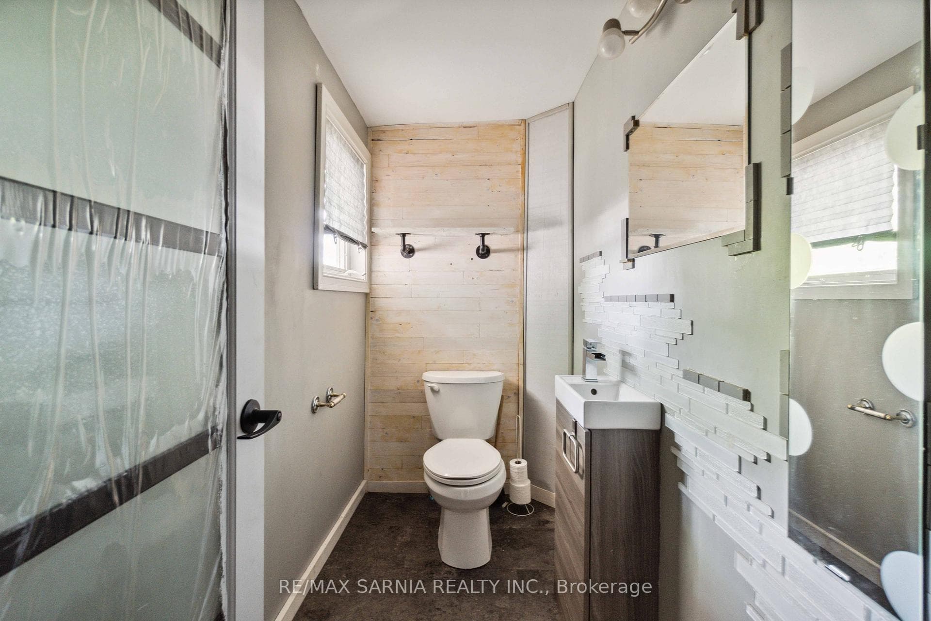 Main Floor Bath