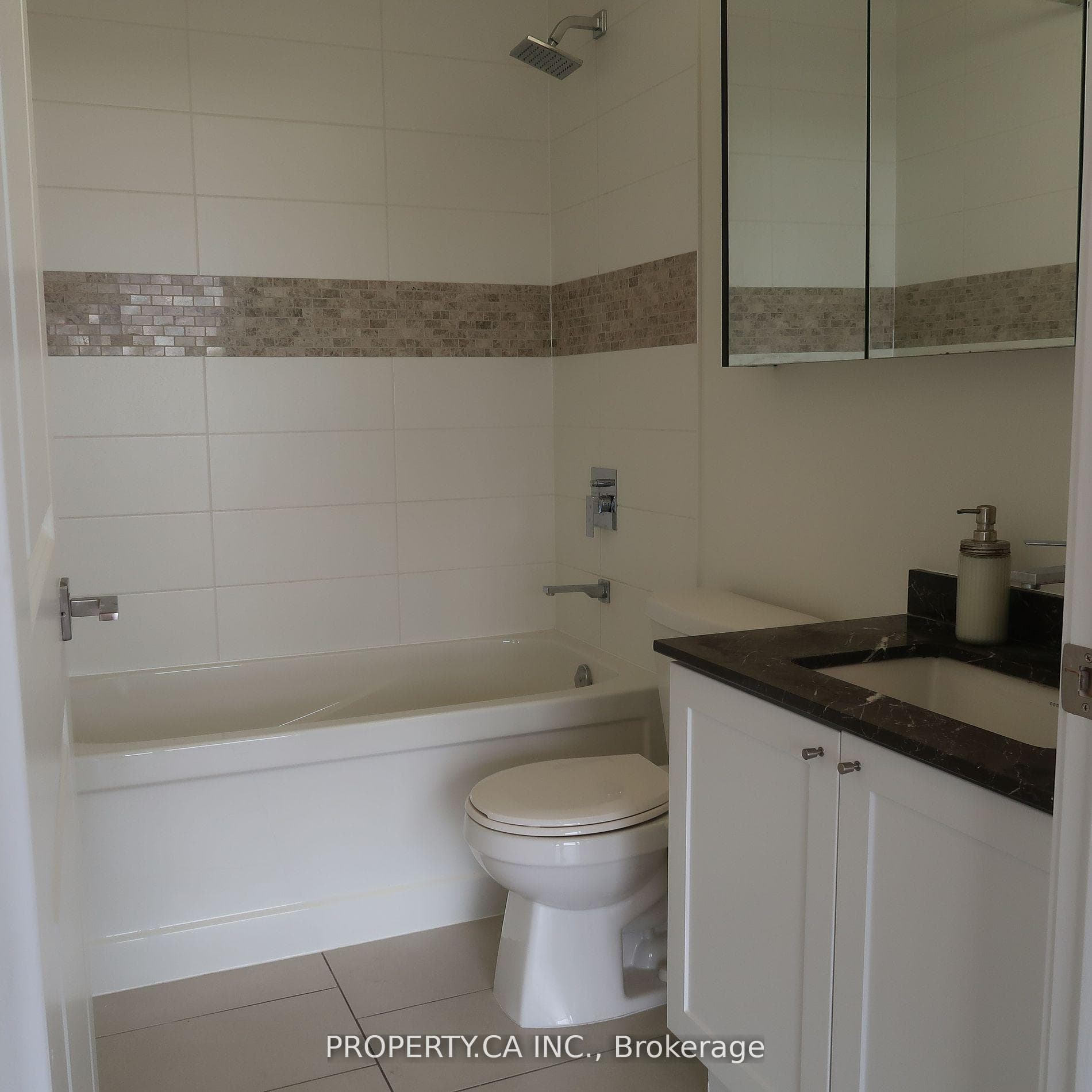 510 Curran Place Unit 904 photo 8