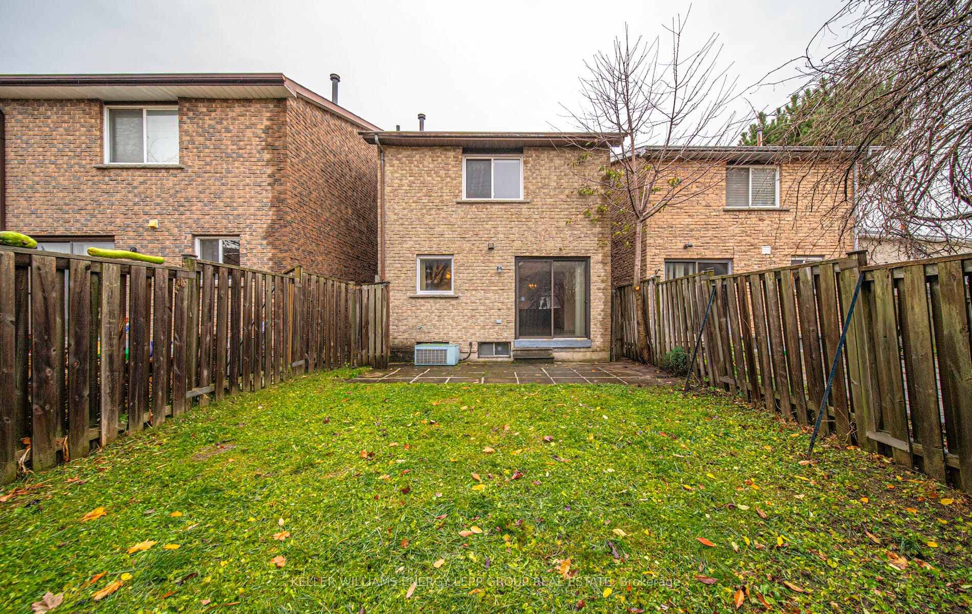 6 Maitland Drive photo 22