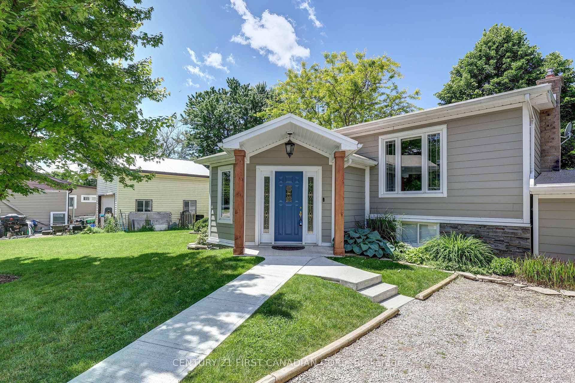 34349 Denfield Road photo 2
