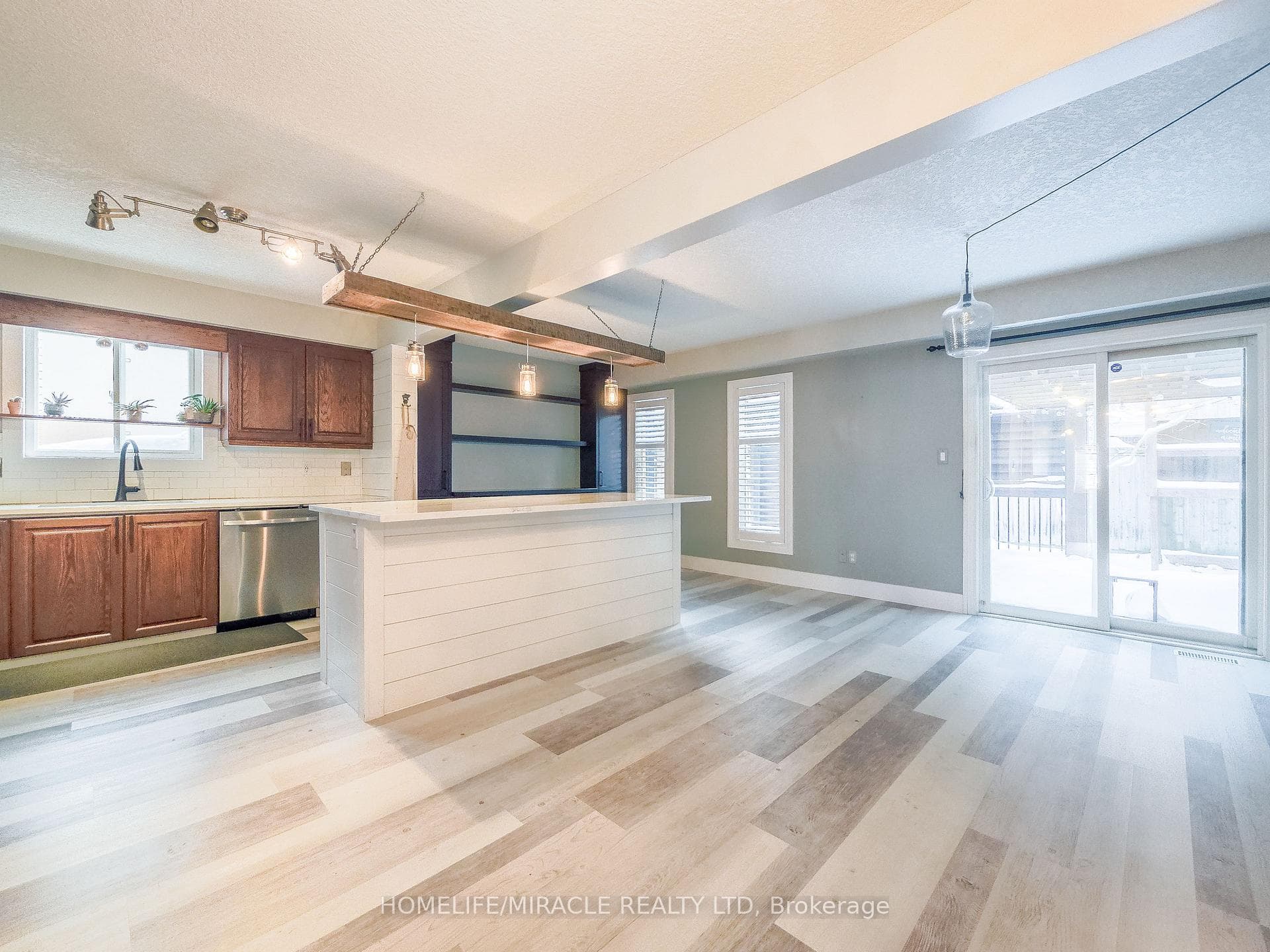 228 Sunny Meadow Court photo 11