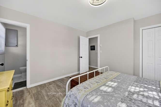 342 Abbott Street photo 16