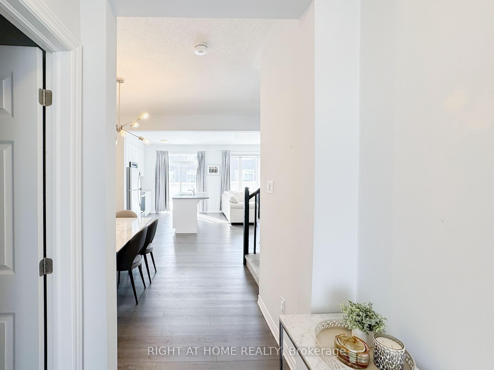 771 Brittanic Road photo 3