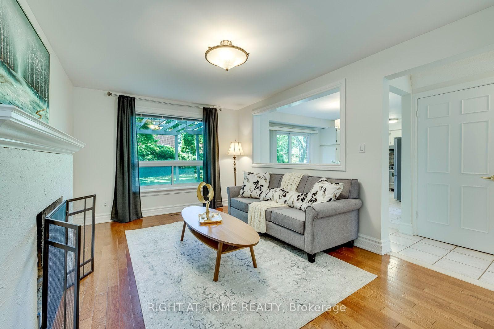 1025 Vanier Drive photo 16
