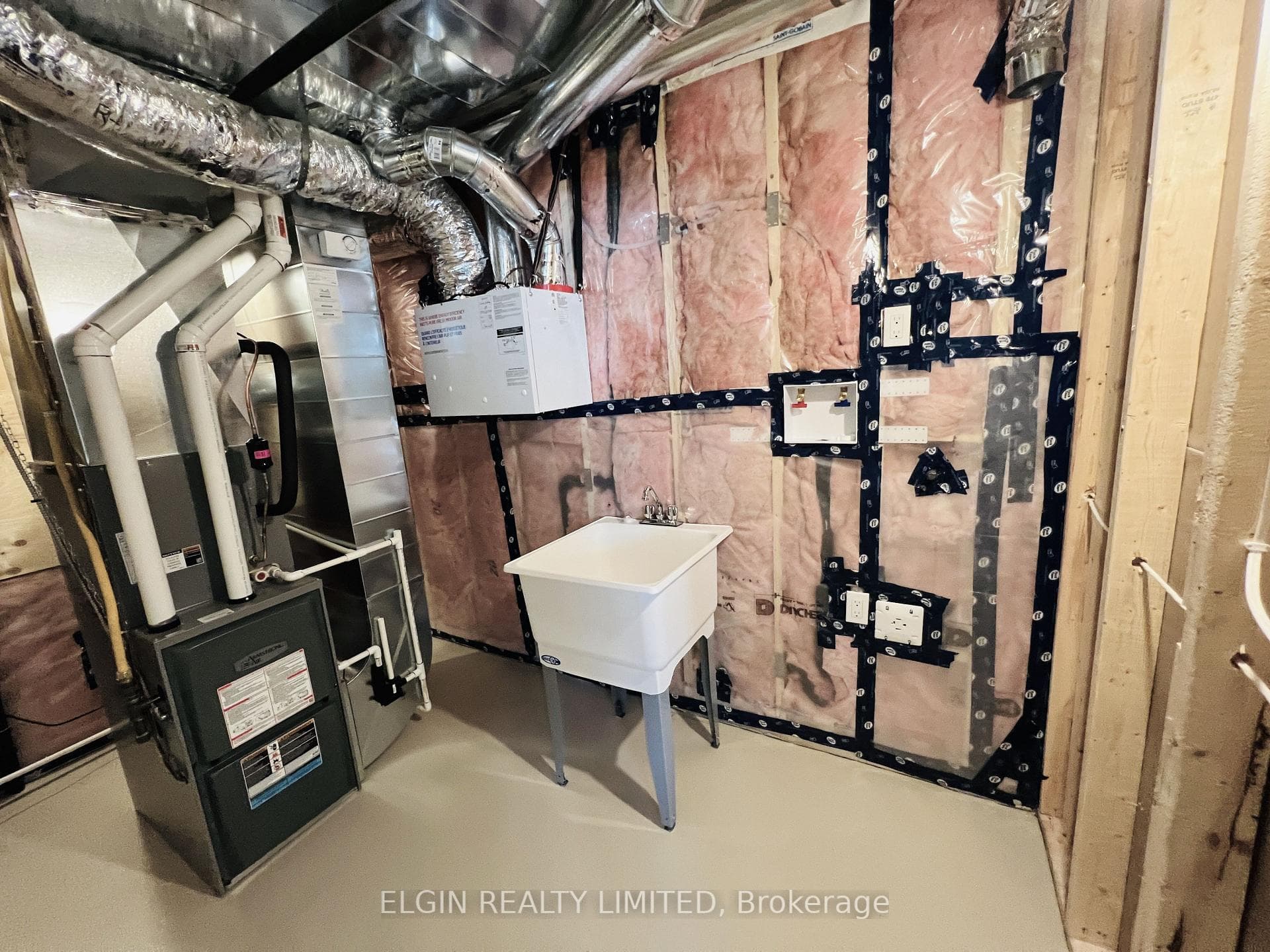 52 Braun Avenue photo 15
