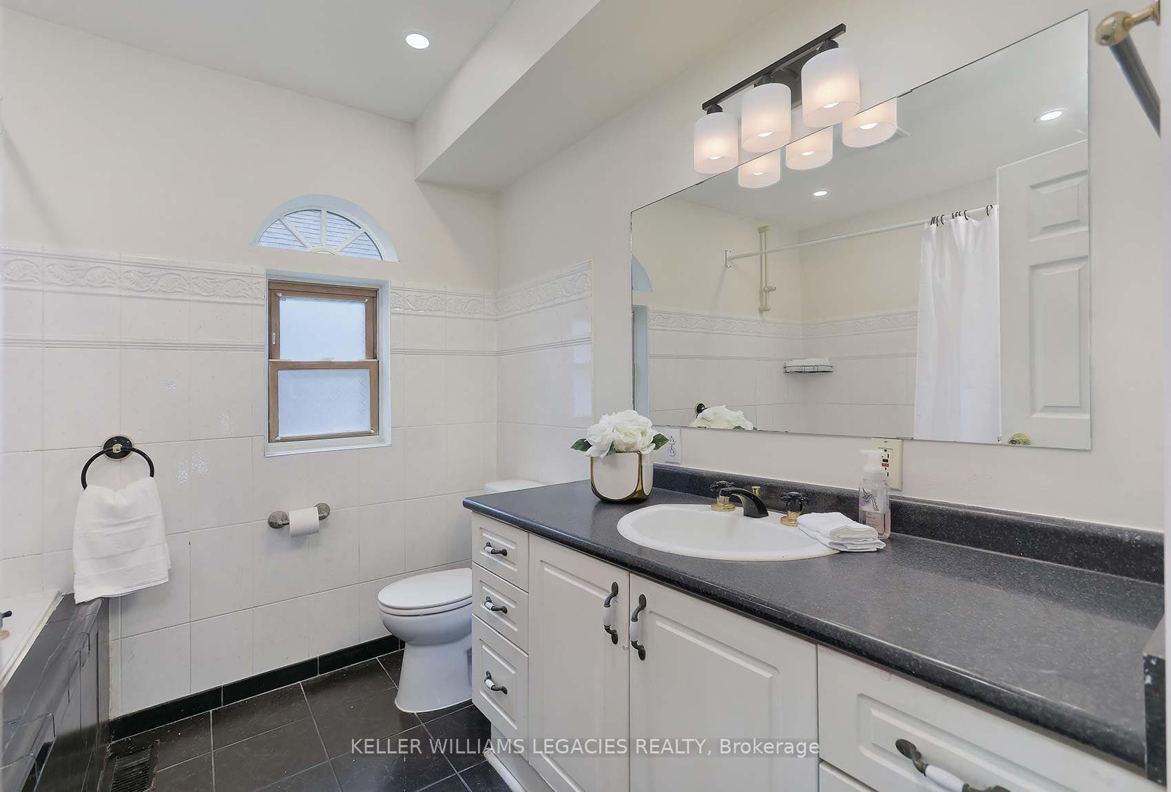 362 East 22nd Street photo 15