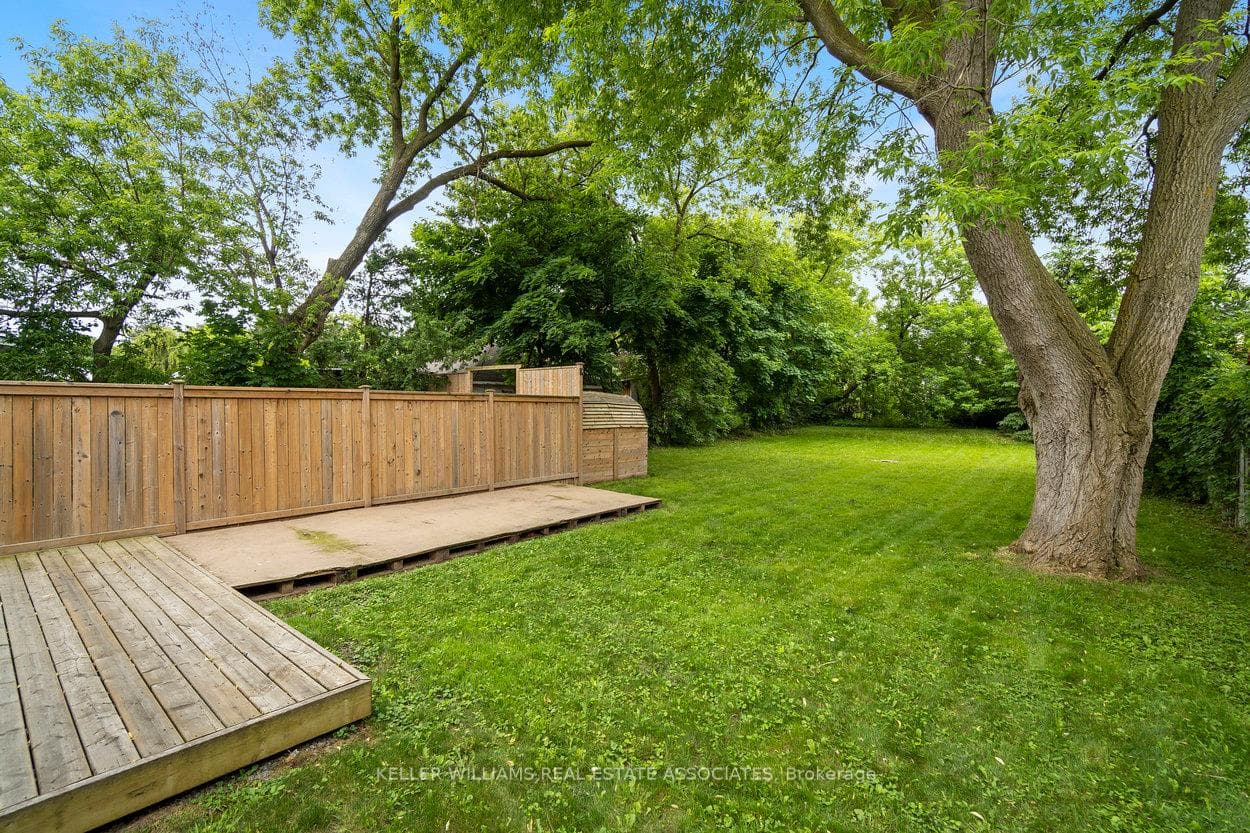 10 Joseph Street photo 33