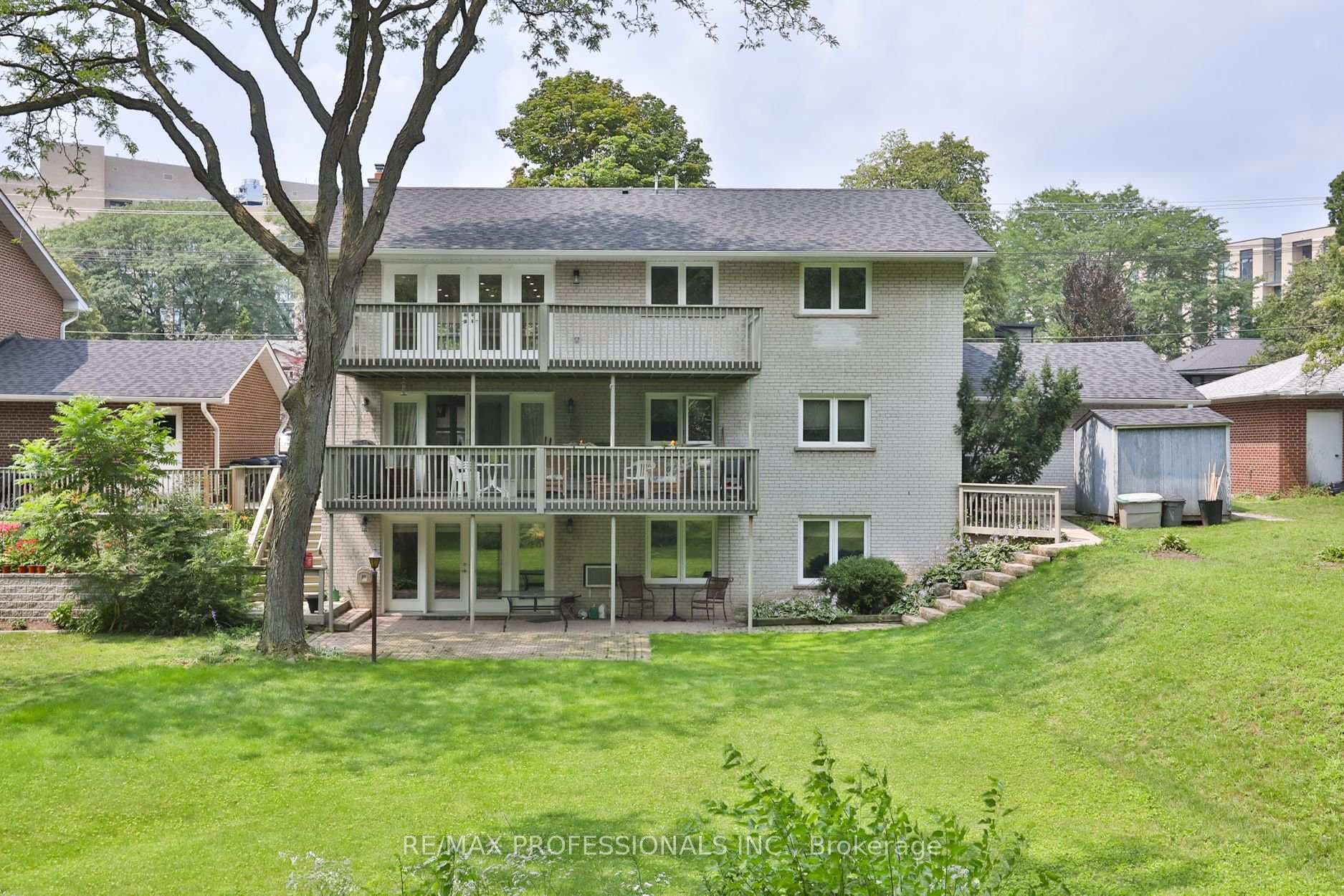 1183 Royal York Road Unit Upper photo 31