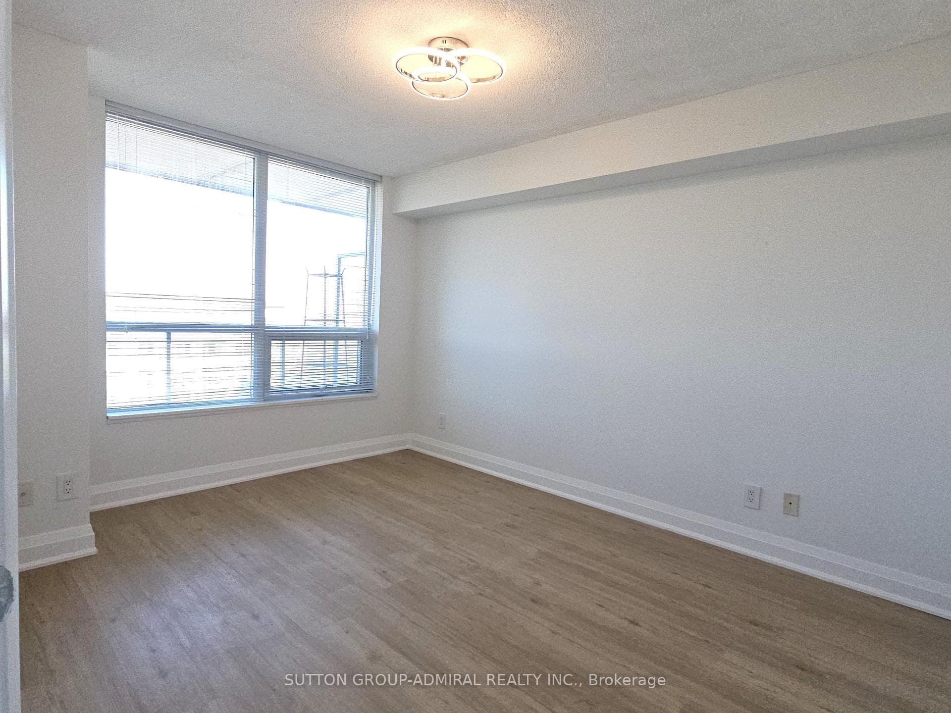 20 North Park Road Unit 417 photo 11