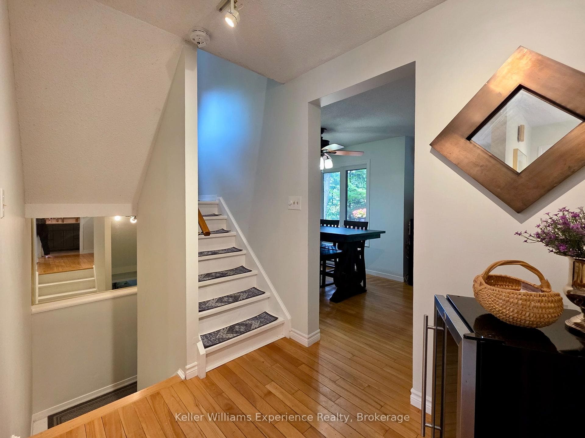 49 Southbank Drive Unit 10 photo 5