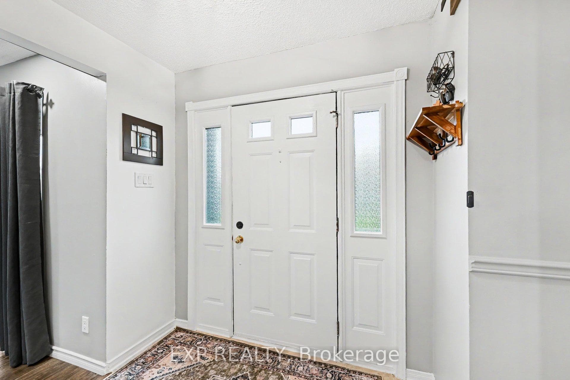 41 Loyalist Crescent photo 7