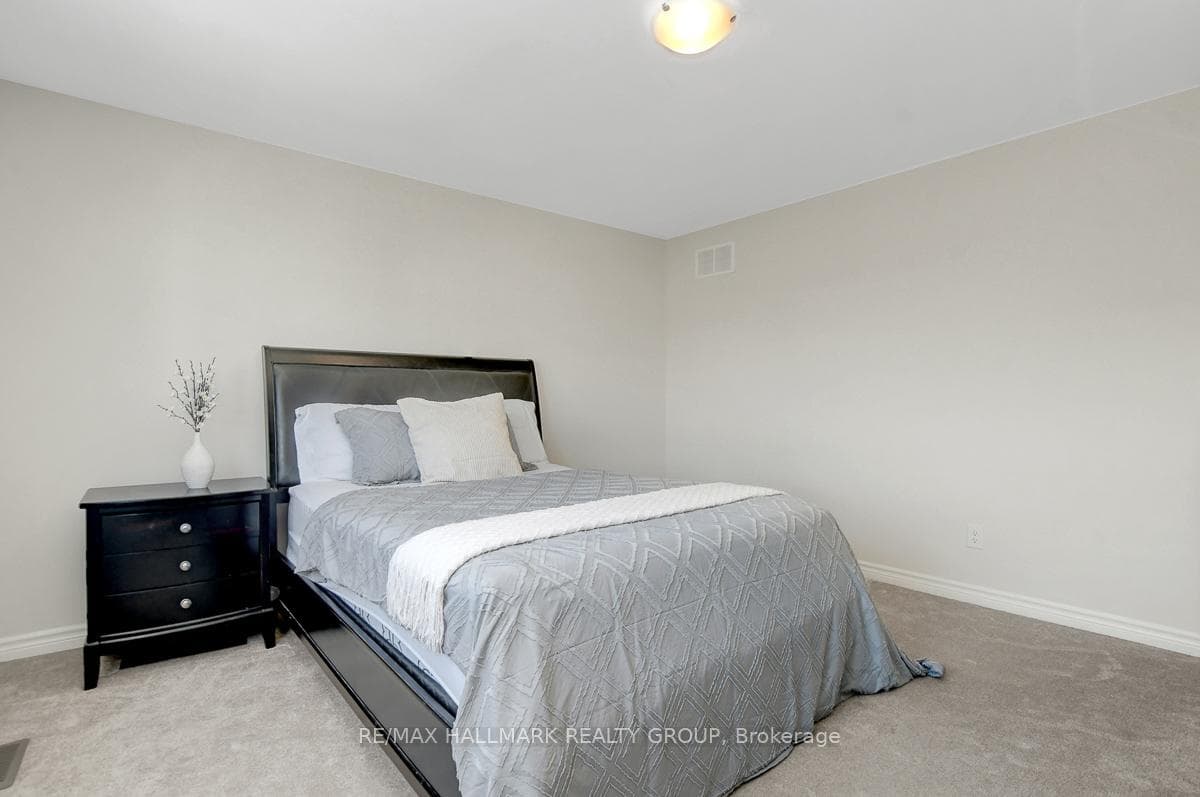 201 Tim Sheehan Place photo 24