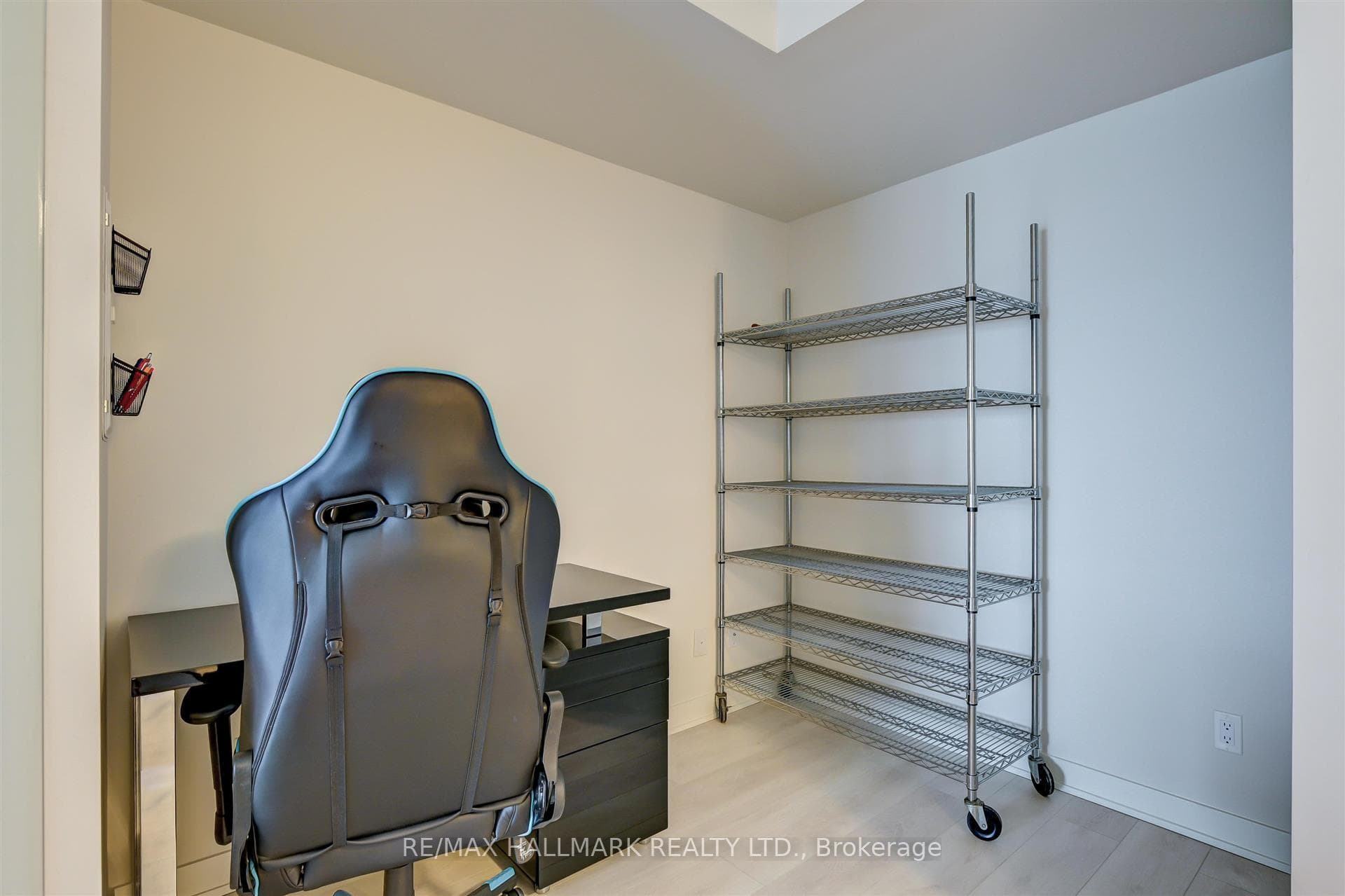6 Sonic Way Unit N2805 photo 14