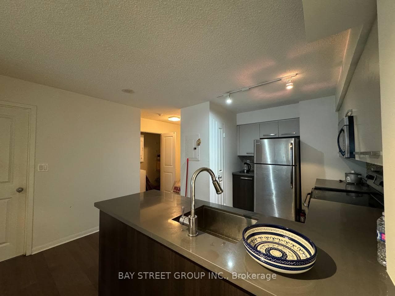 11 St Joseph Street Unit 603 photo 3