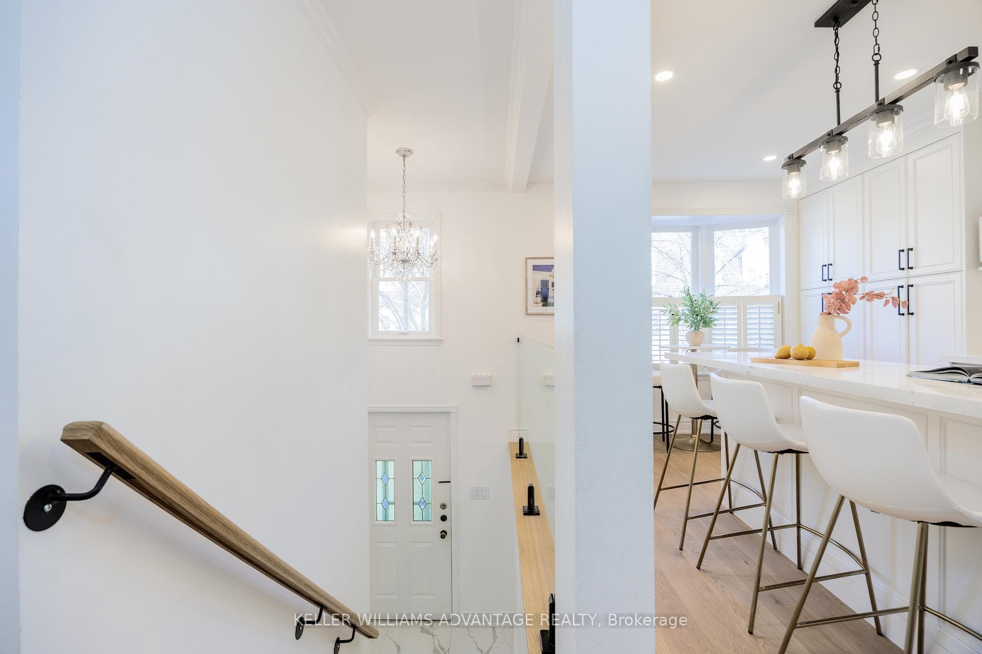 Glass railing