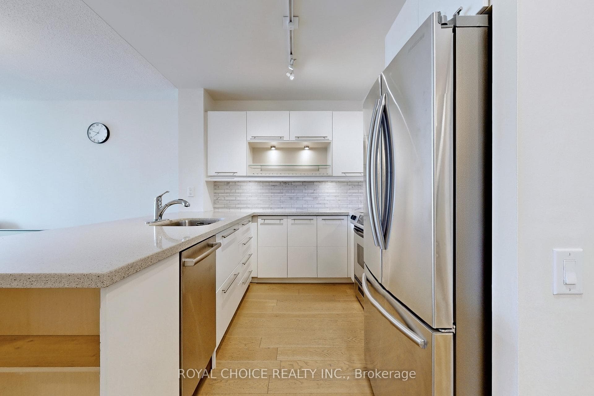 21 Carlton Street Unit 1109 photo 11