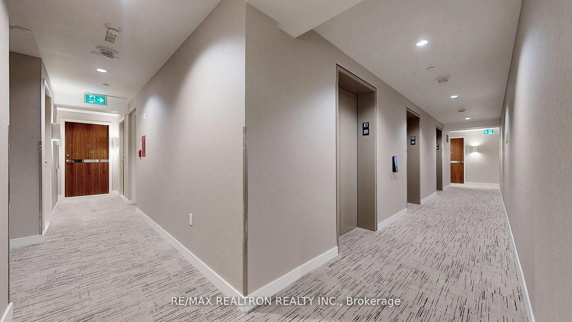 95 Mcmahon Drive Unit 2015 photo 30