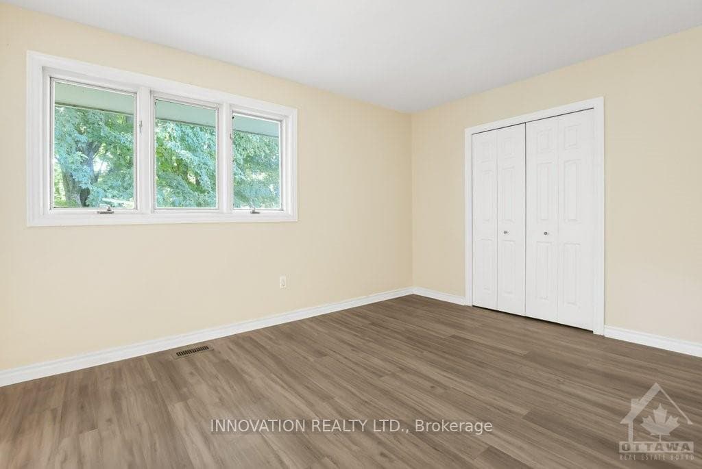 4120 DUNROBIN Road photo 16