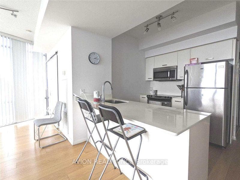 832 Bay Street Unit 4503 photo 3