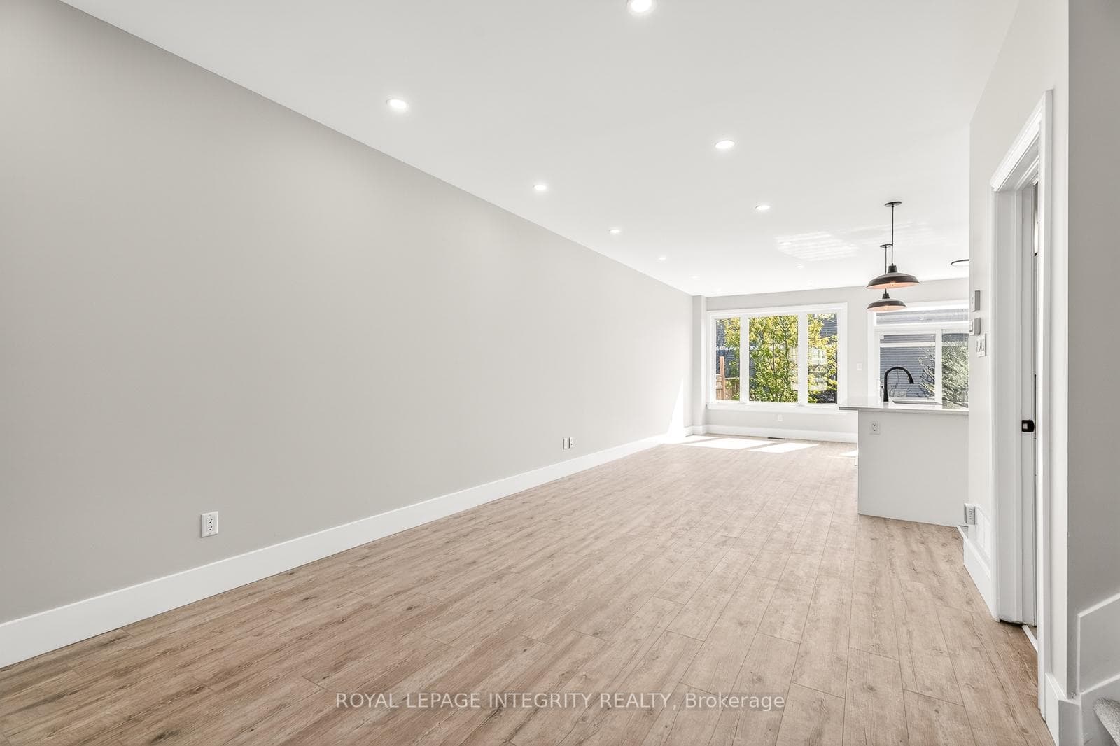 169 Desmond Trudeau Drive photo 9