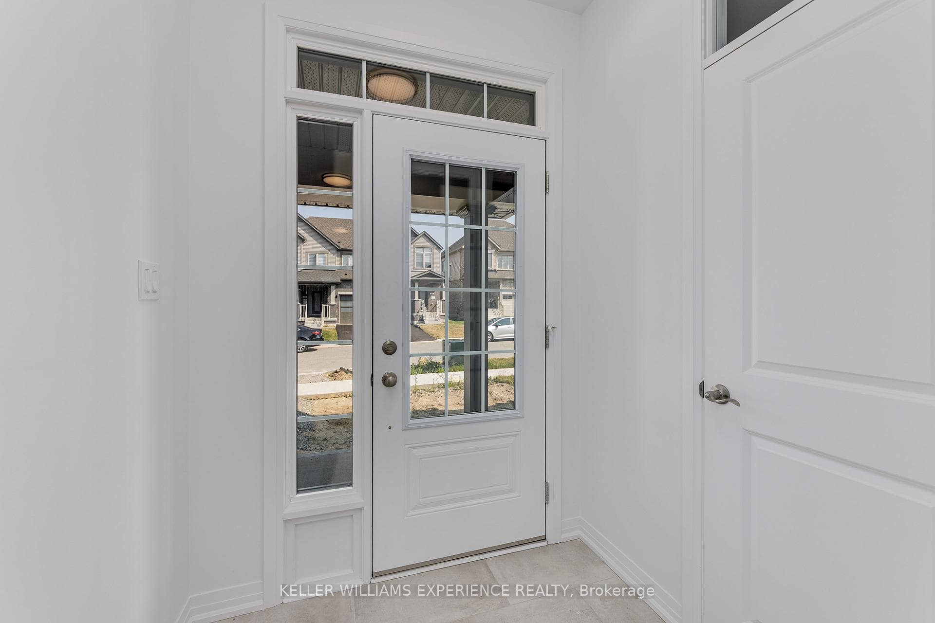 58 Sagewood Avenue photo 4