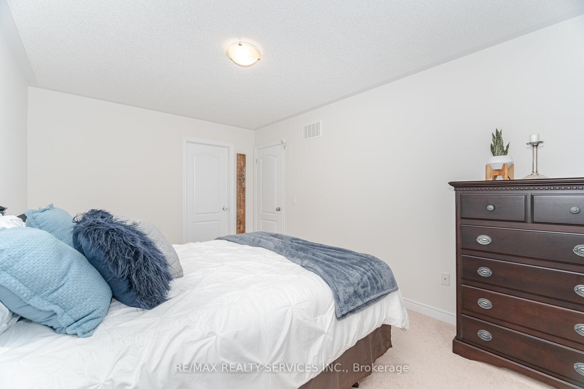 20 Zephyr Road photo 27
