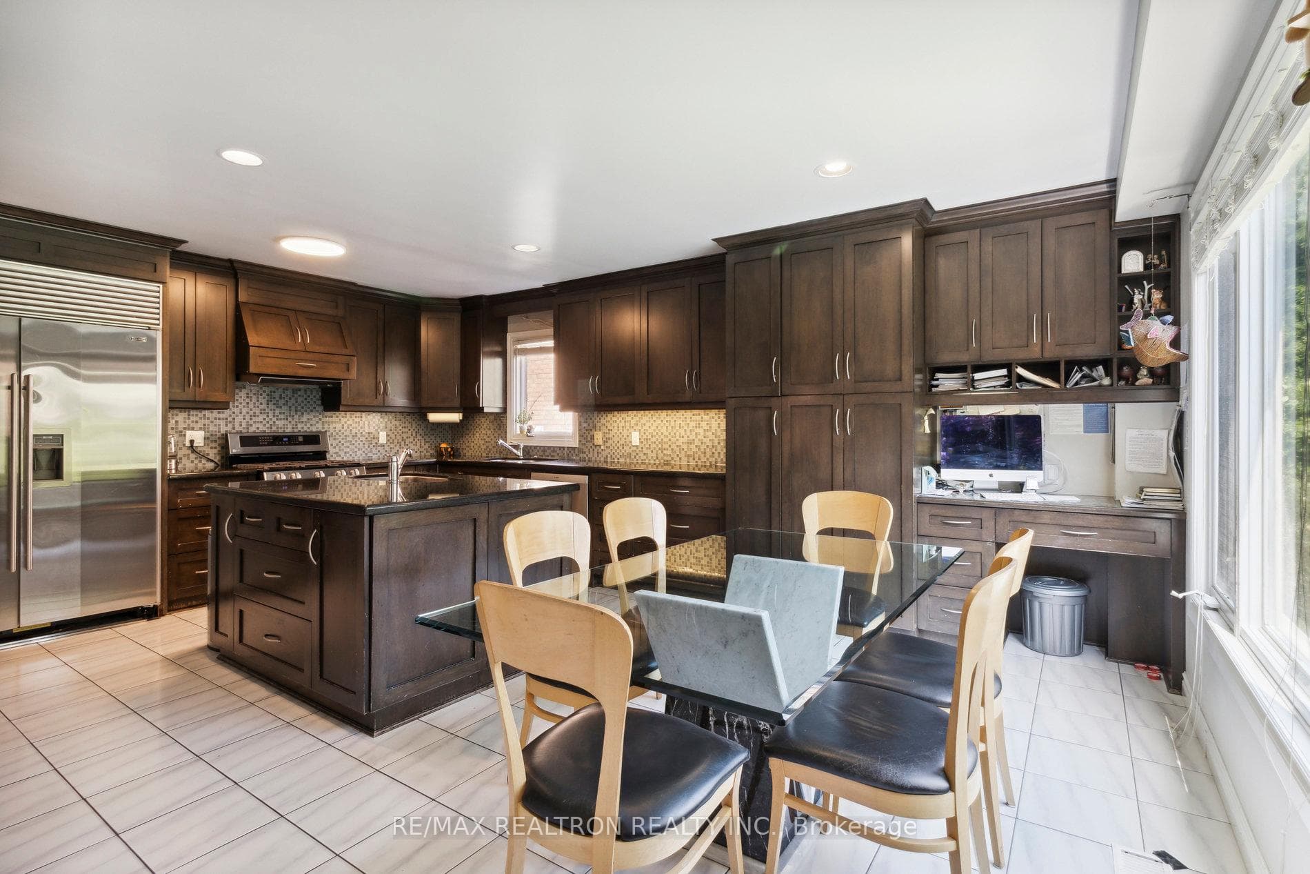 27 Danby Avenue photo 9