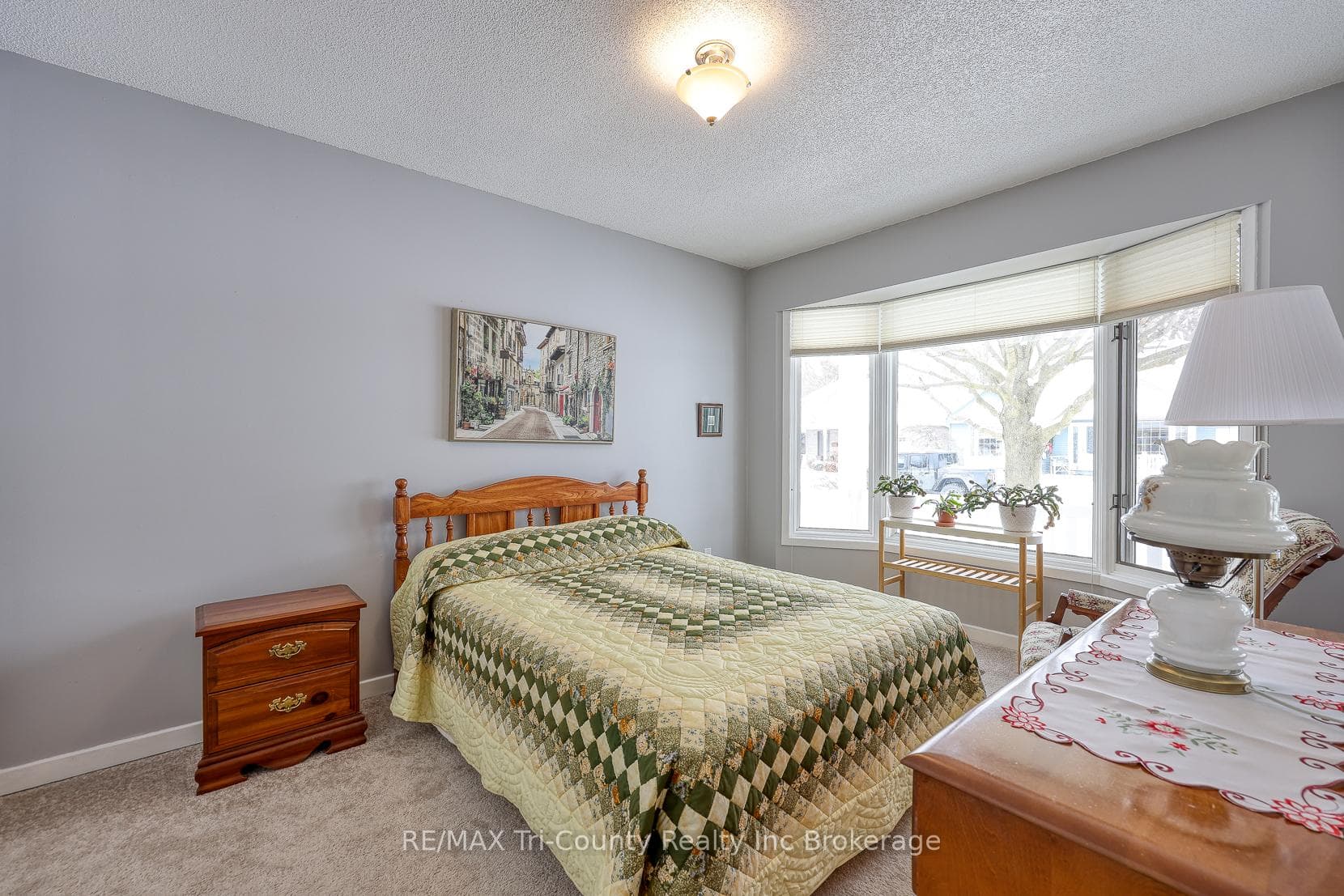 33 Wilkins Crescent photo 20