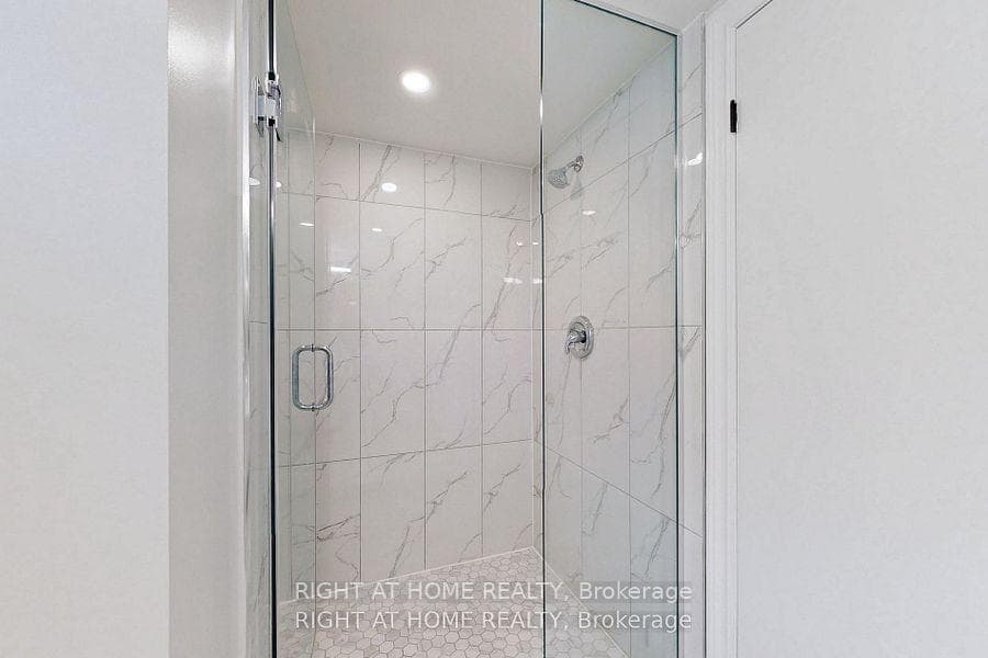 7 Rothwell Road Unit Bsmt photo 7