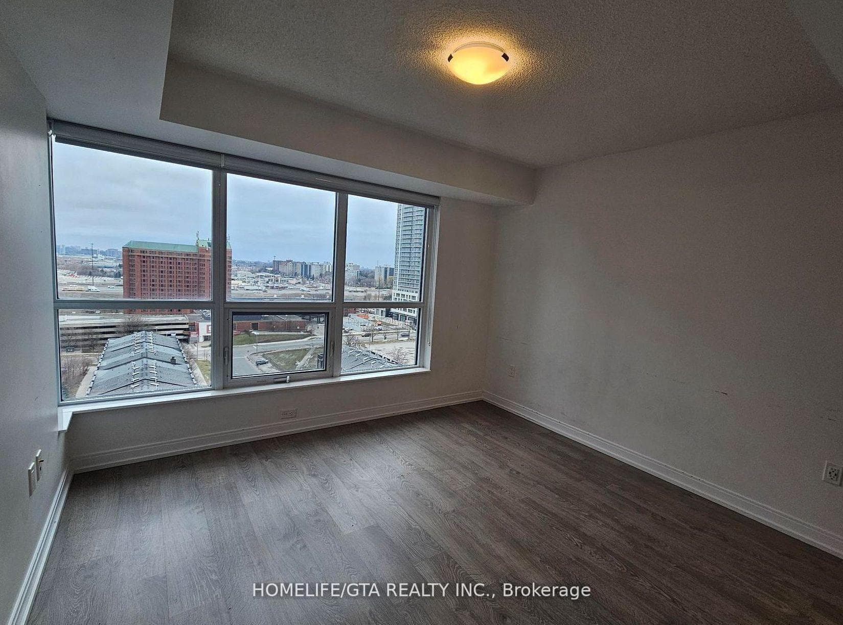275 Village Green Square Unit 1316 photo 5