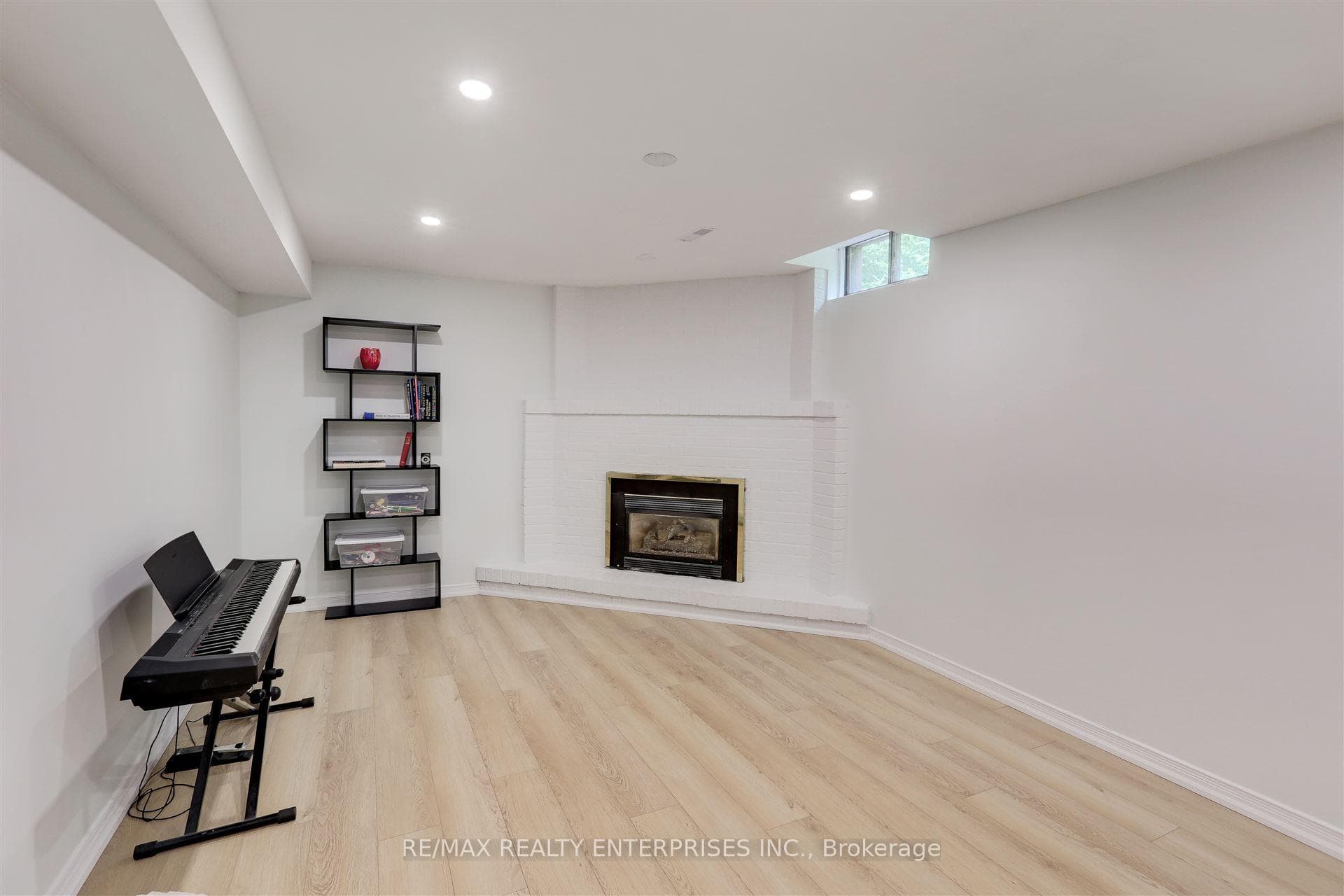 1102 Stephenson Drive photo 21