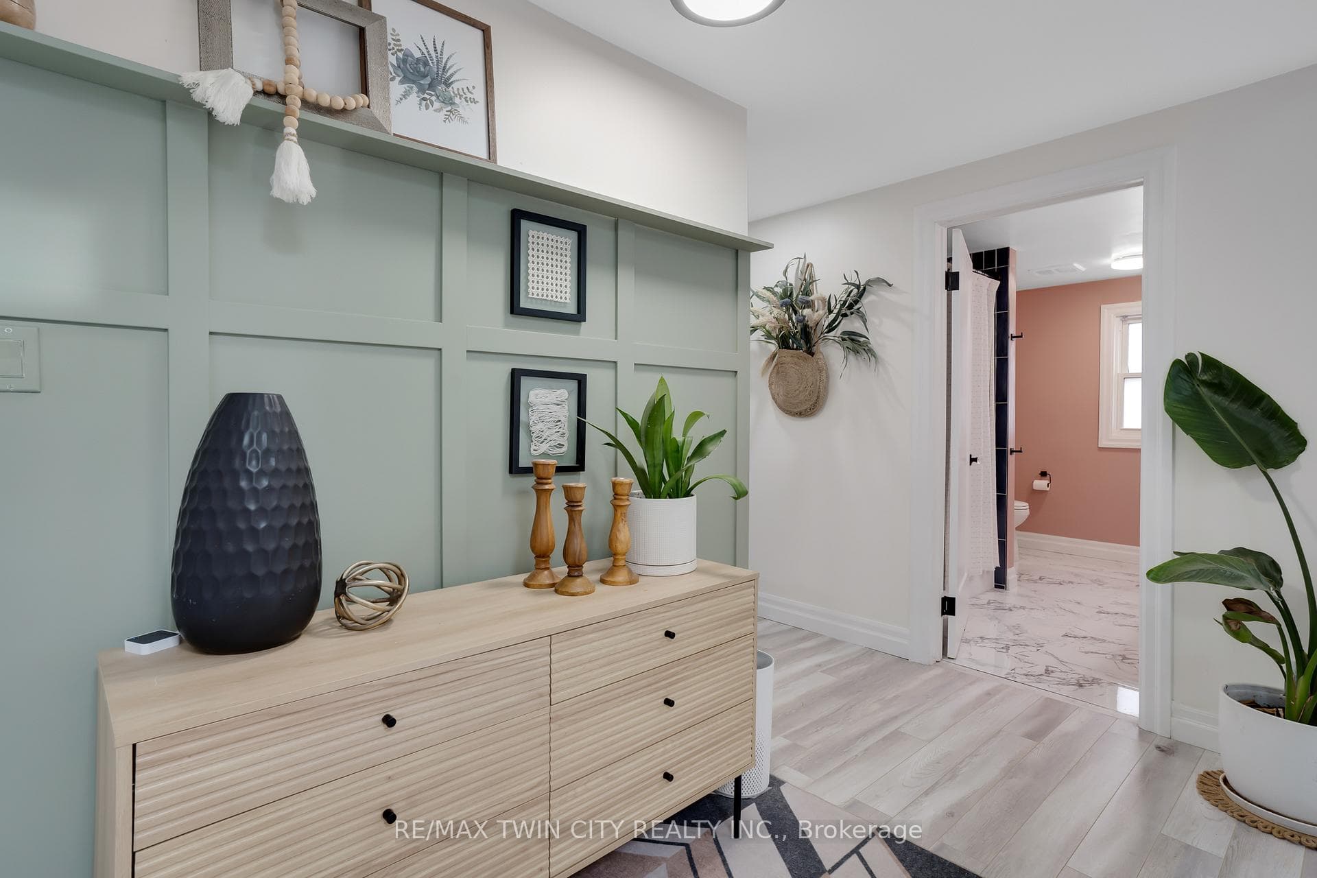 49 Wyandotte Court photo 21