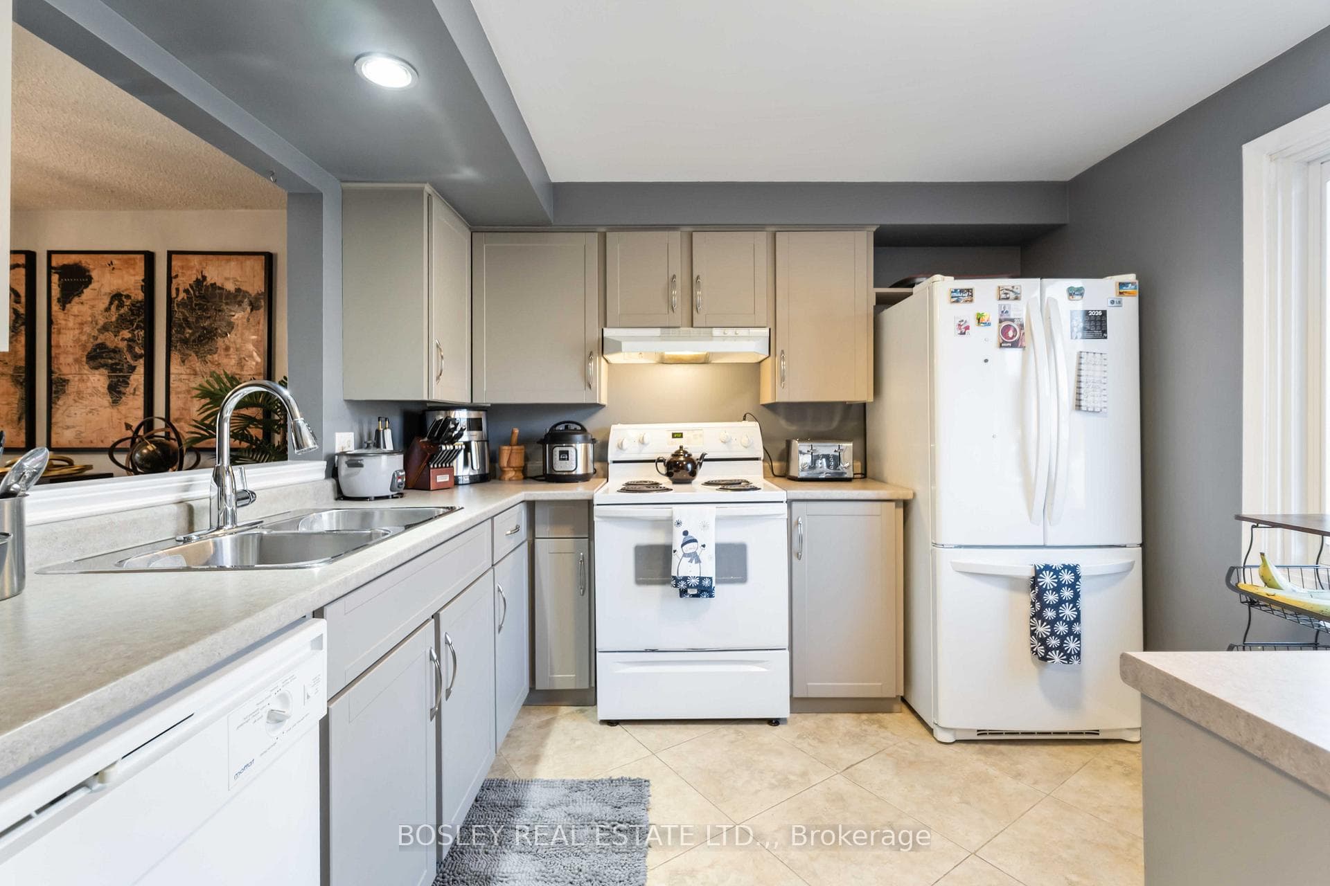 50 LAKESHORE Road Unit 61 photo 17