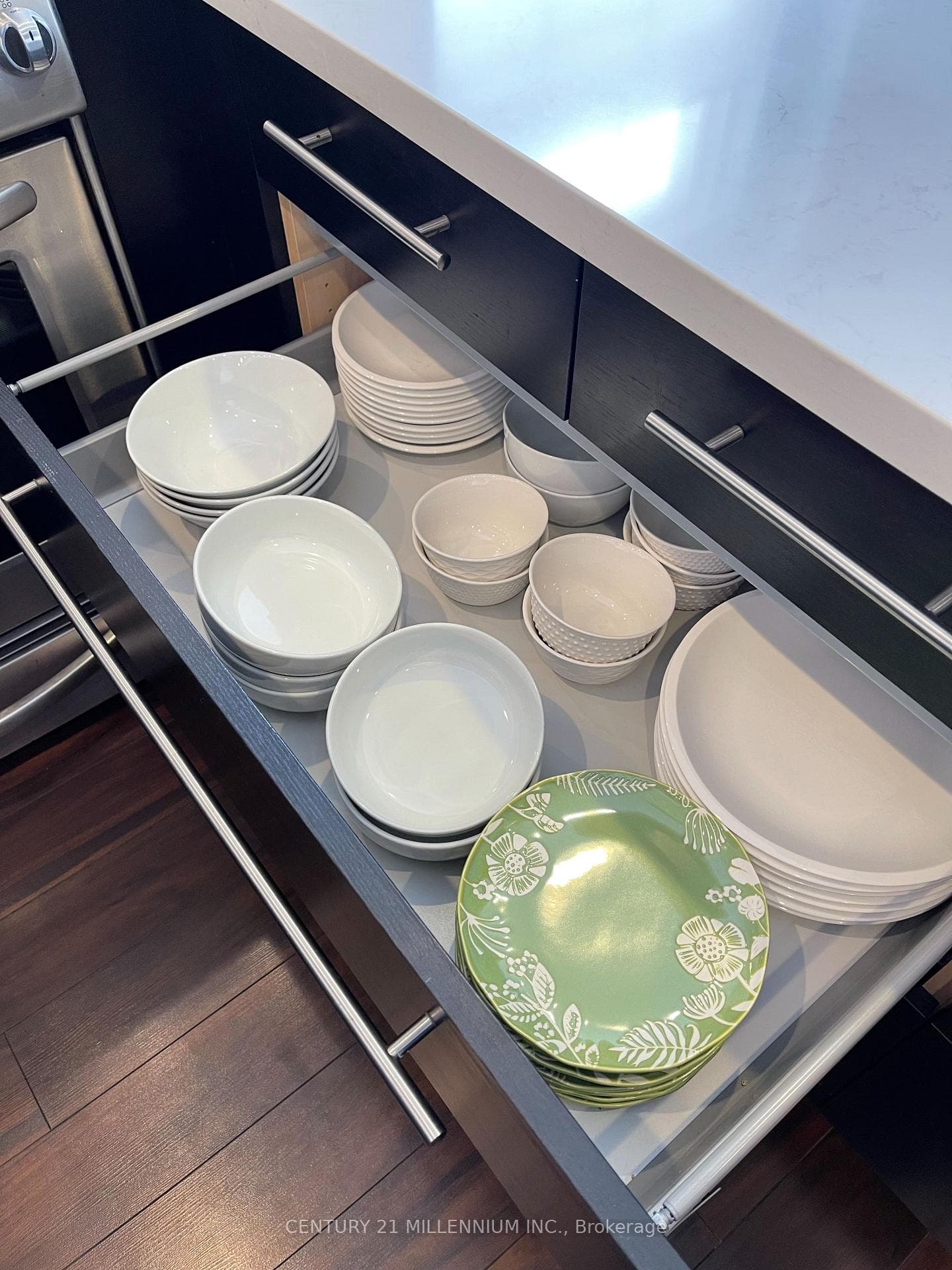 Pot Drawers for Convience