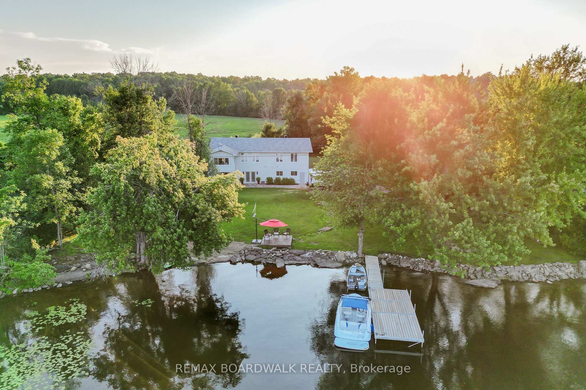 100 Mcculloughs Landing photo 2