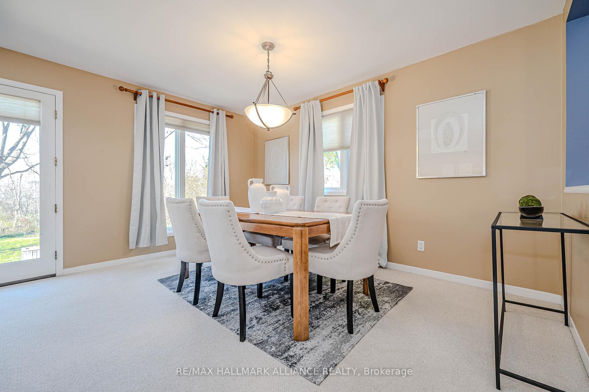 86 Binkley Crescent photo 17