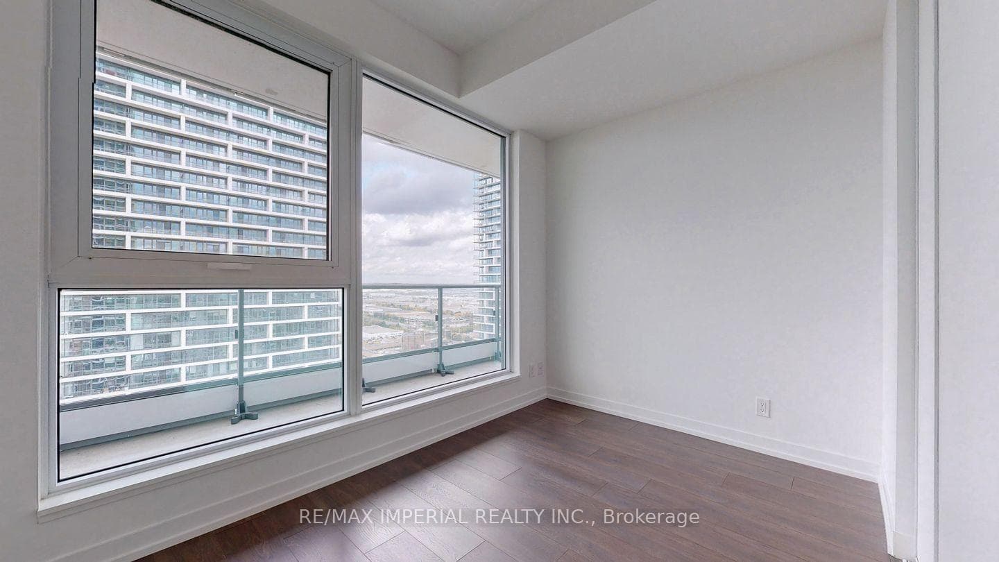 5 buttermill Avenue Unit 3102 photo 12