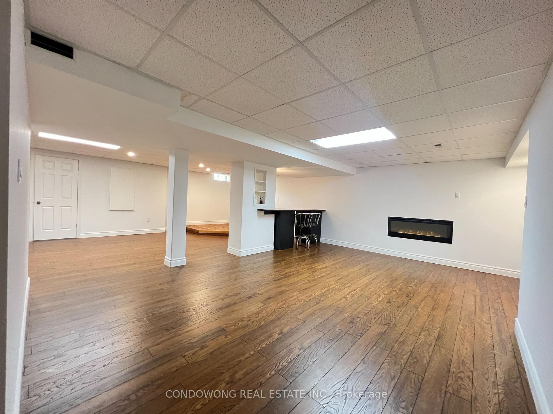 194 Autumn Hill Boulevard photo 25