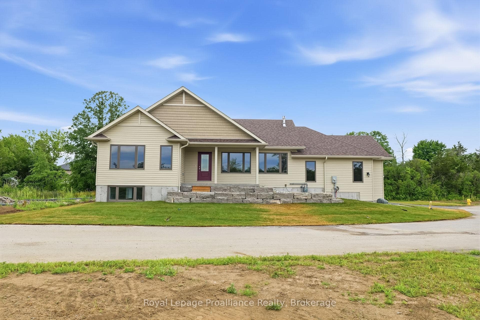 41 River Rapids Road photo 1