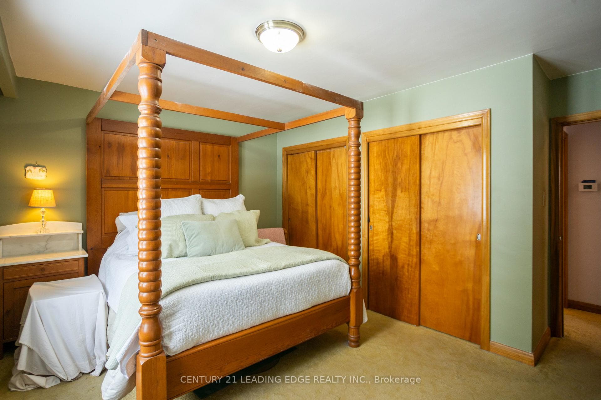 40 Heather Road photo 18