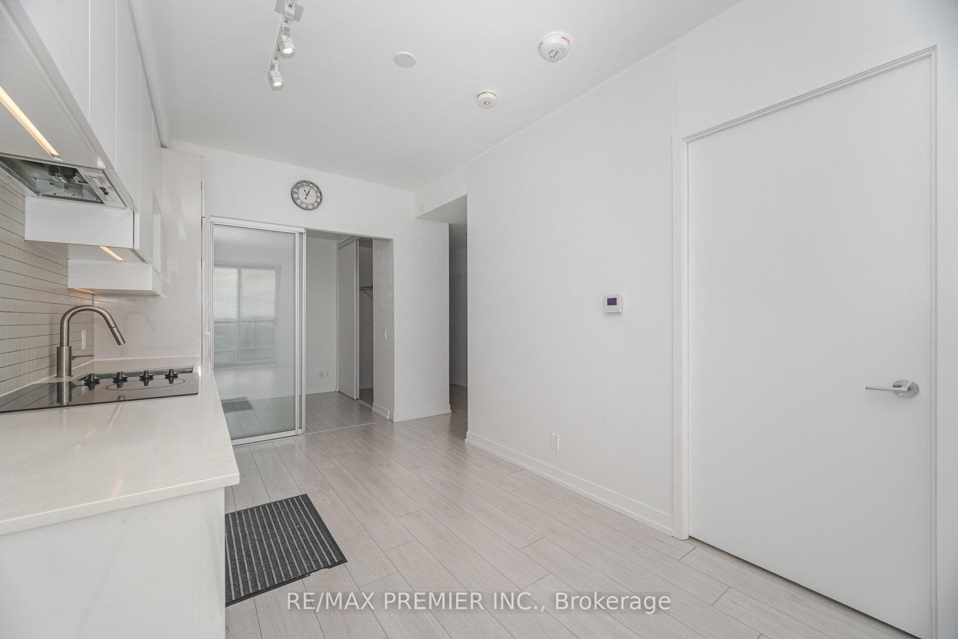 950 Portage Parkway Unit 2808 photo 8