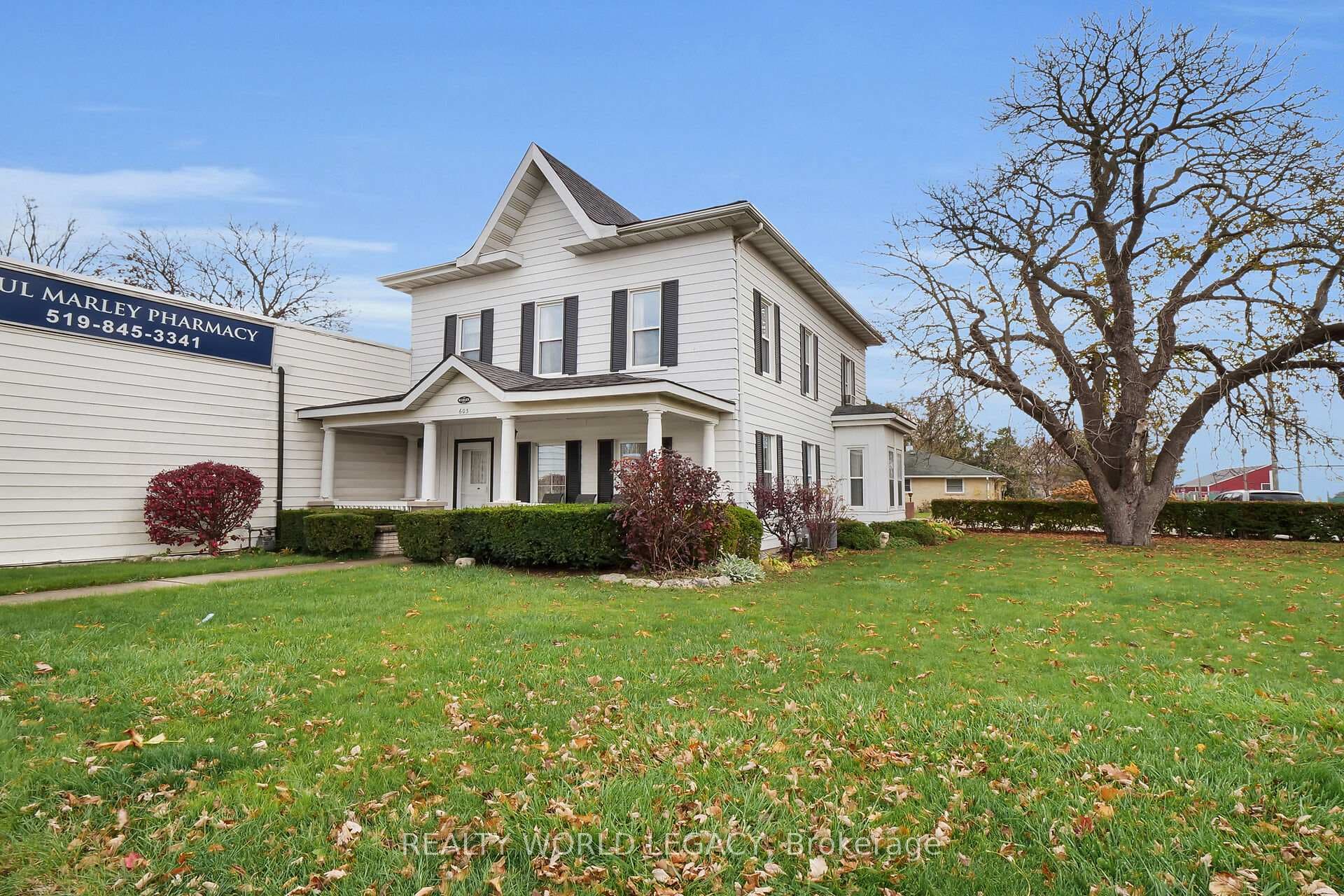 603 Broadway Street photo 4