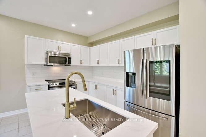 Brand New Quartz Counter, Finishes and Appliances