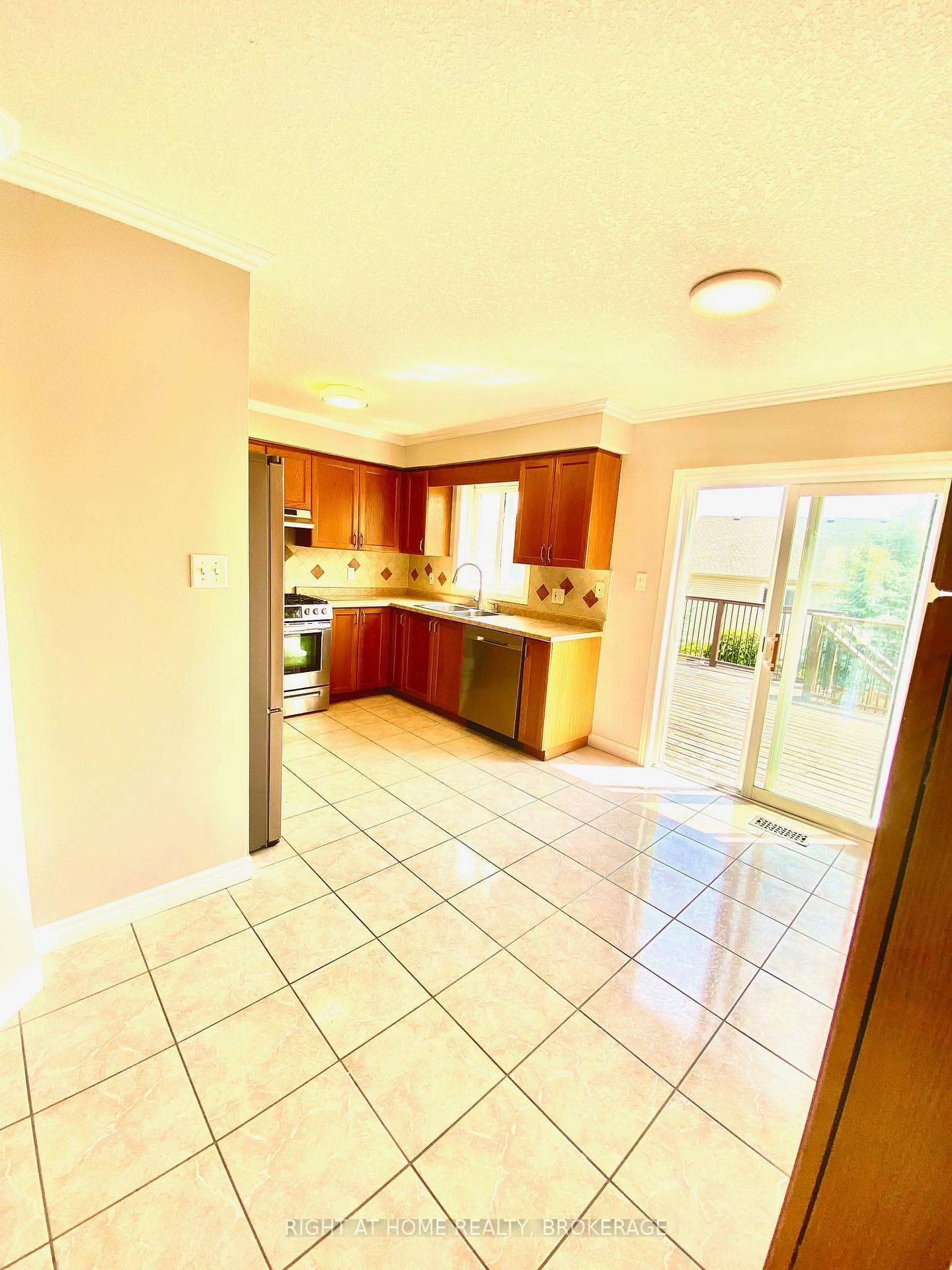 138 Apple Ridge Drive Unit UPPER photo 11