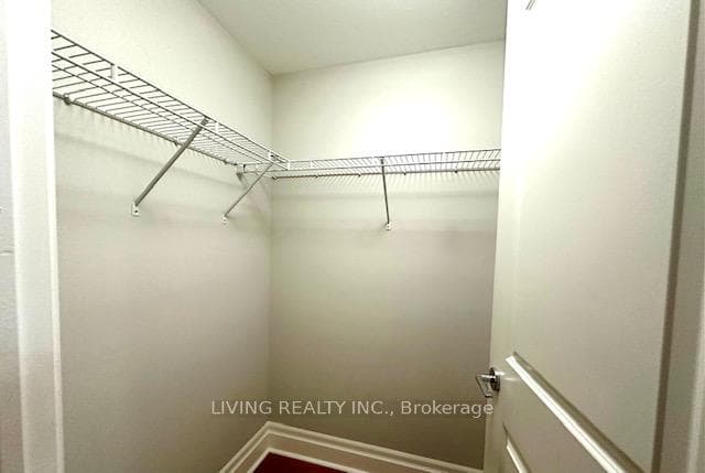 111 Upper Duke Crescent Unit 611 photo 14