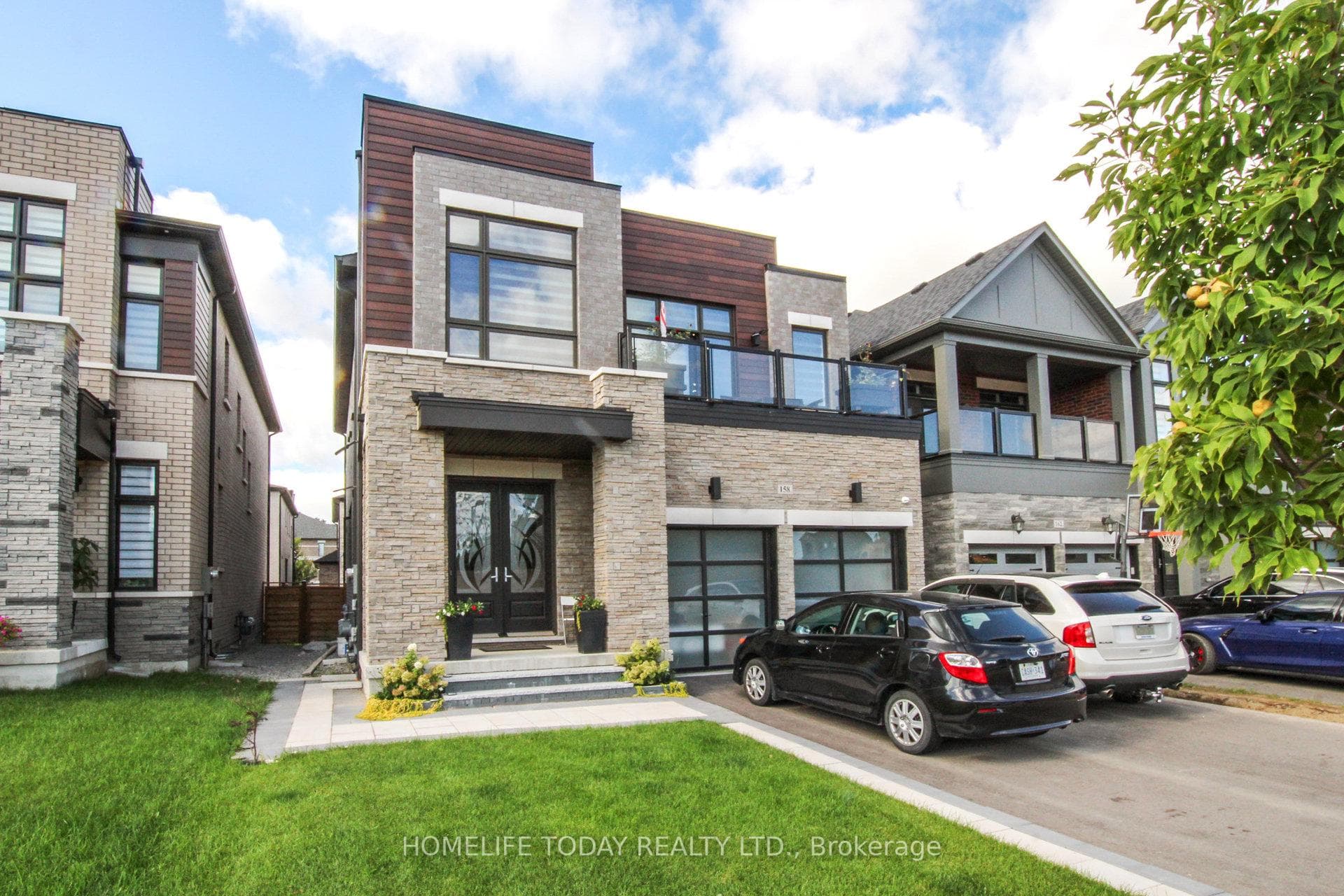 158 Factor Street Unit Bsmt photo 3