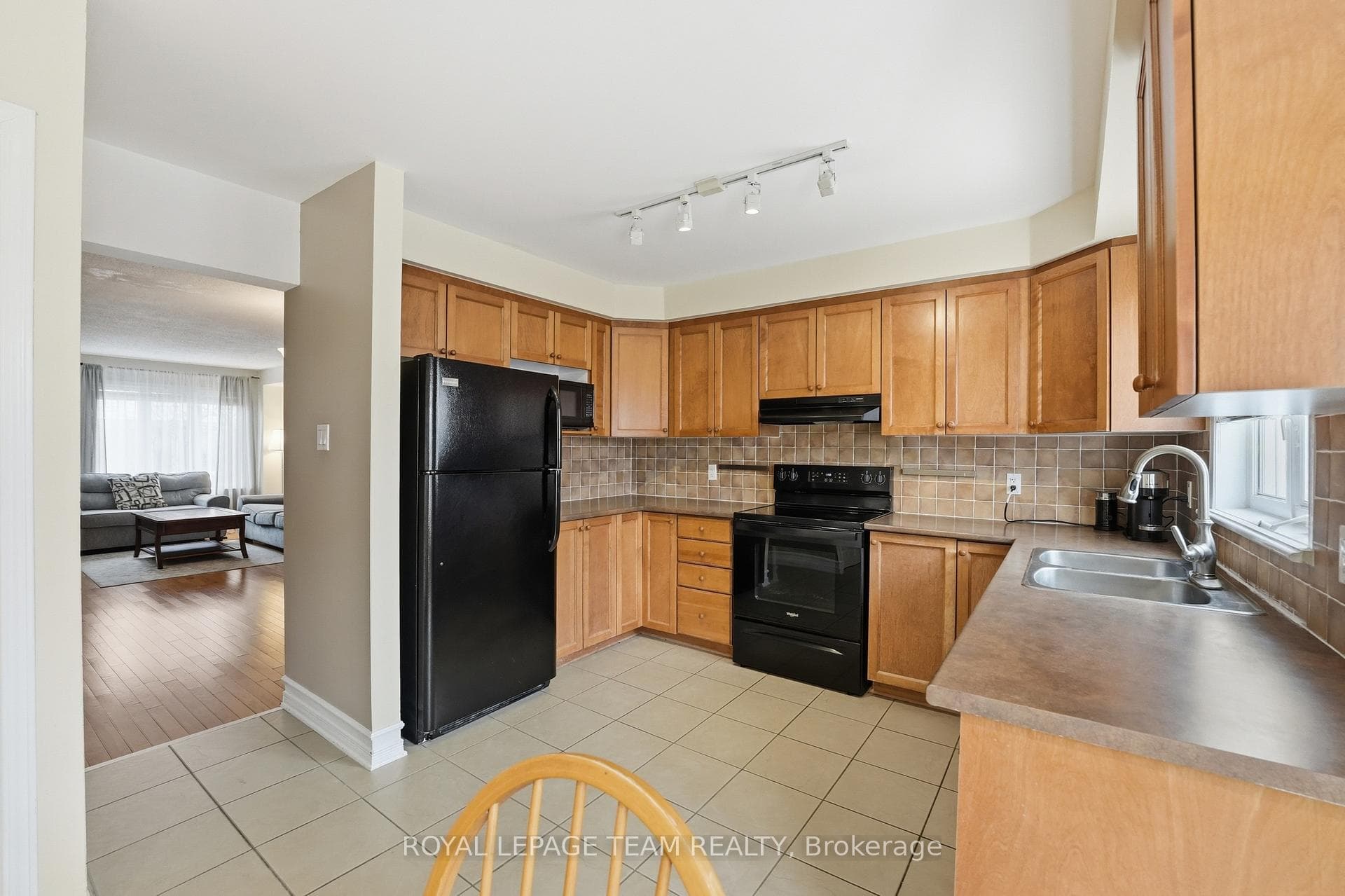 90 Edenvale Drive Unit 206 photo 18