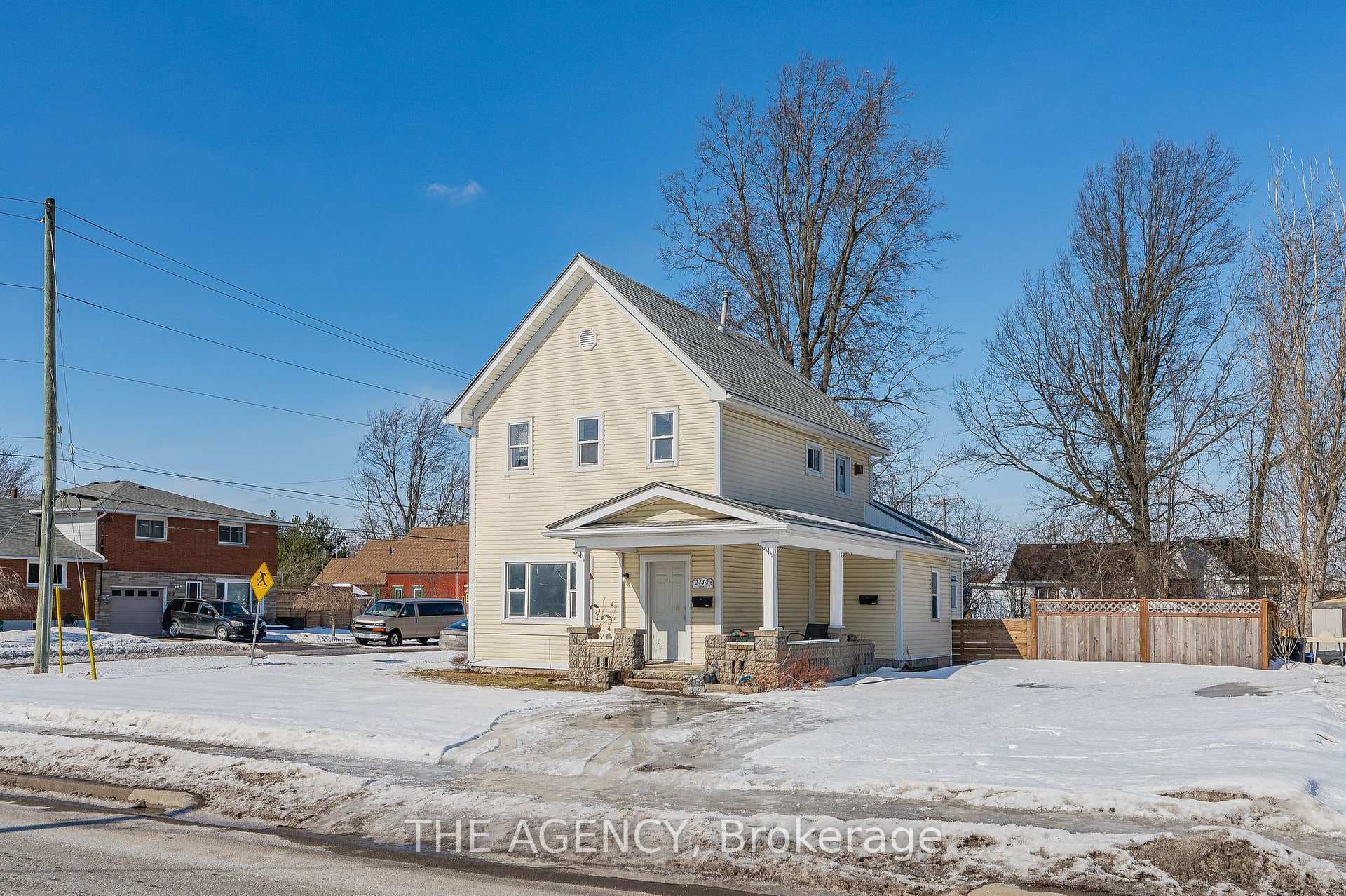 244 Gilmore Road photo 1